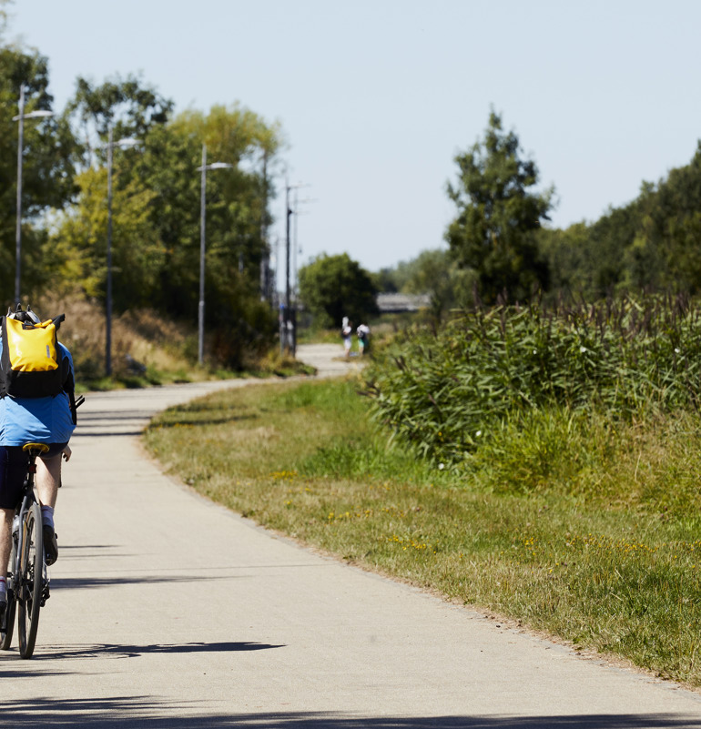 3.5km canal frontage